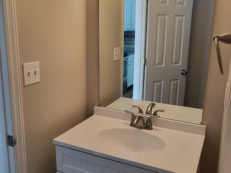 5645 Lighthall Ln — Photo 15