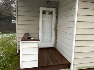 728 Wooster Rd N #1, Barberton, OH 44203