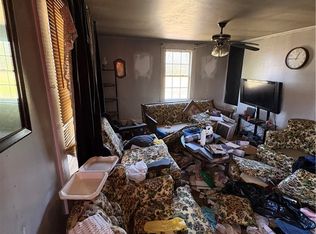 230 Meadow Rd, Lumberton, NC 28358