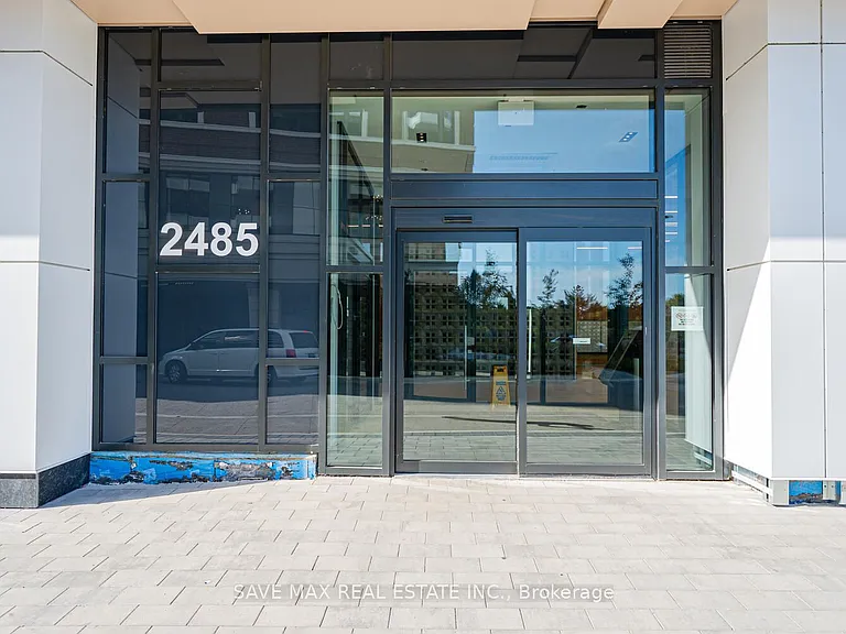 2485 Eglinton Ave W #402 — Photo 4