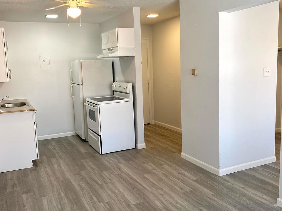 Applewood Apartments 505 E Arvada St Colorado Springs CO Zillow
