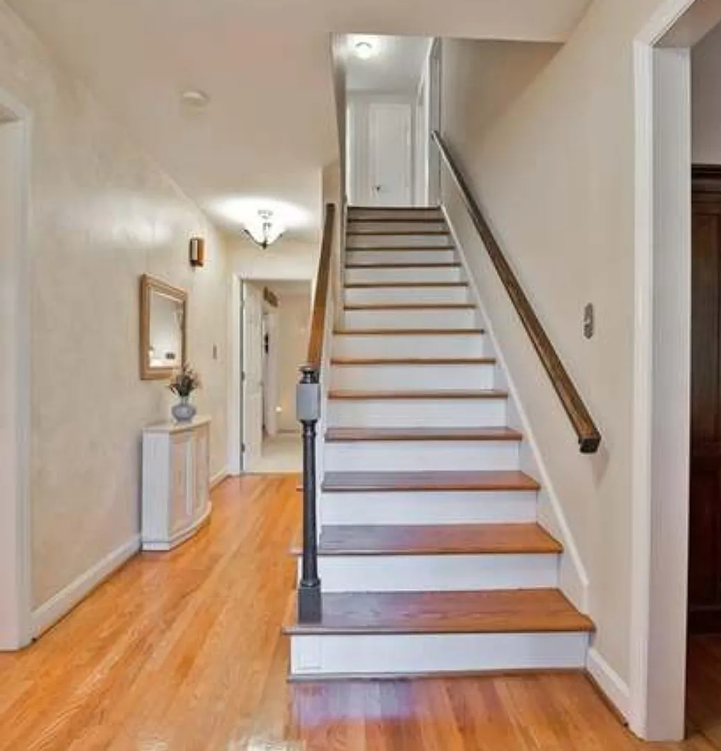 Building Photo - 4611 Twin Oaks Pl