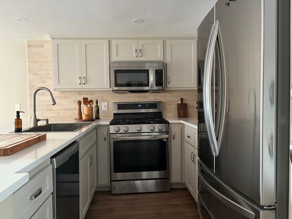 4750 Templeton St APT 1201