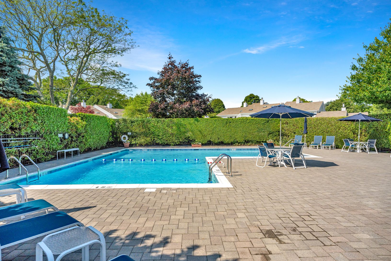 Large Heated Gunite Pool