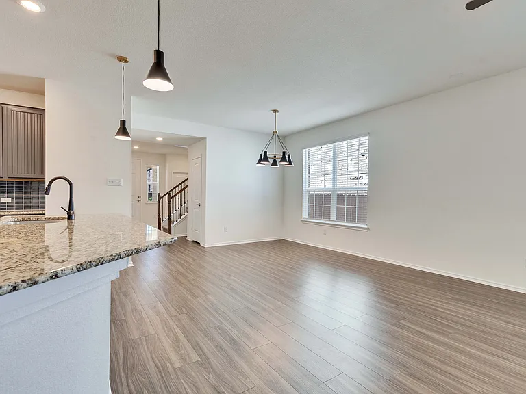 4465 Acerno St — Photo 8