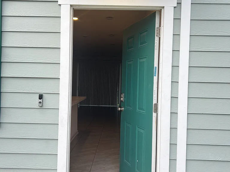 8207 Larose Rd — Photo 2