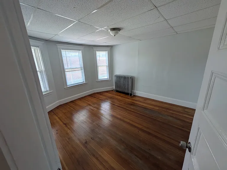 156 Talbot Ave #2 — Photo 18