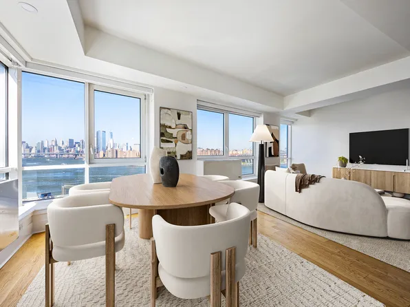 440 Kent Avenue image 3 of 10