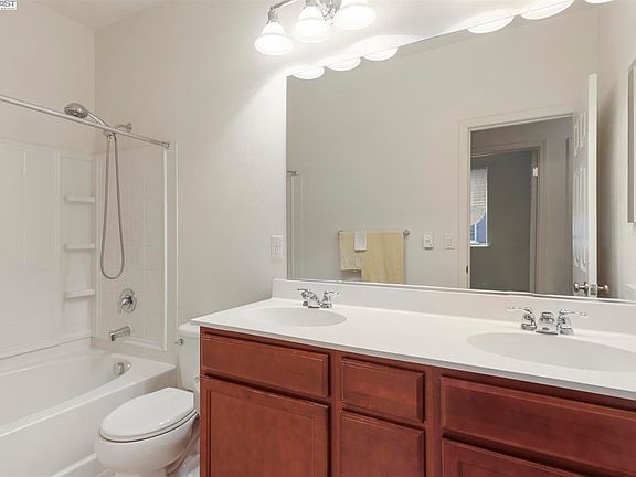 4th image of 1257 George Cir