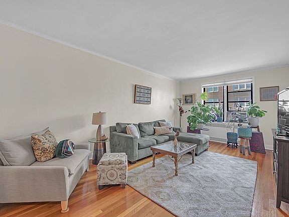 4th image of 55 E 190th St APT 59