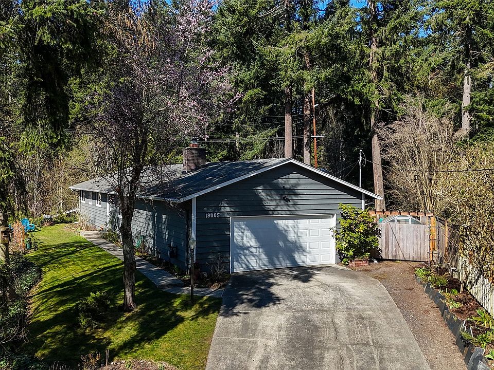 1st image of 19005 75th Avenue W