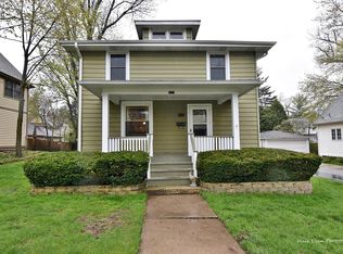 417 S 6th St, St Charles, IL 60174