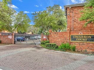 18333 Roehampton Dr APT 322, Dallas, TX 75252