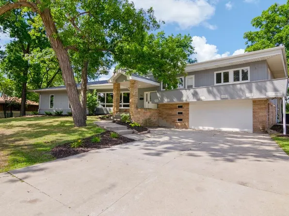 985 Bridgewood Dr, Neenah, WI 54956