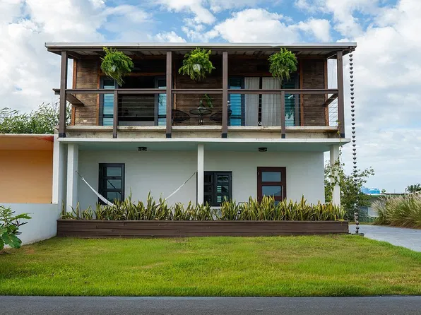 219 Calle Girasol, Isabela, PR 00662