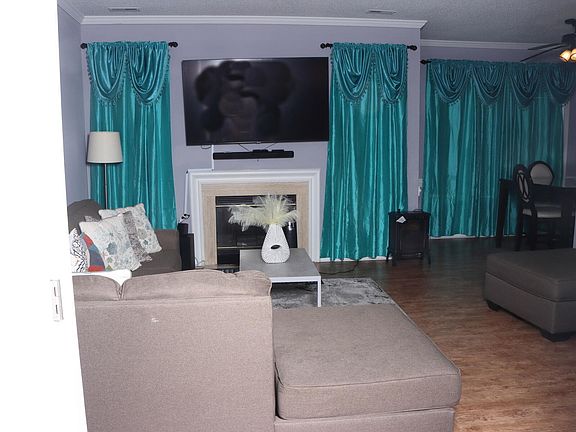 4th image of 4004 Beaufain St