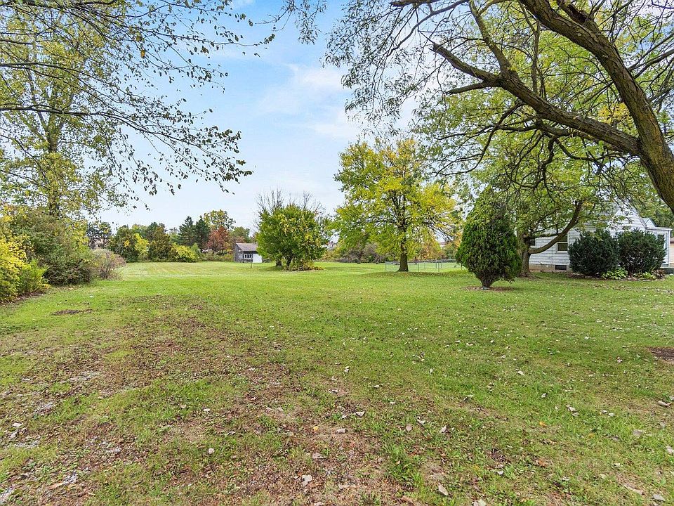 2nd image of 4038 W Washington Center Rd