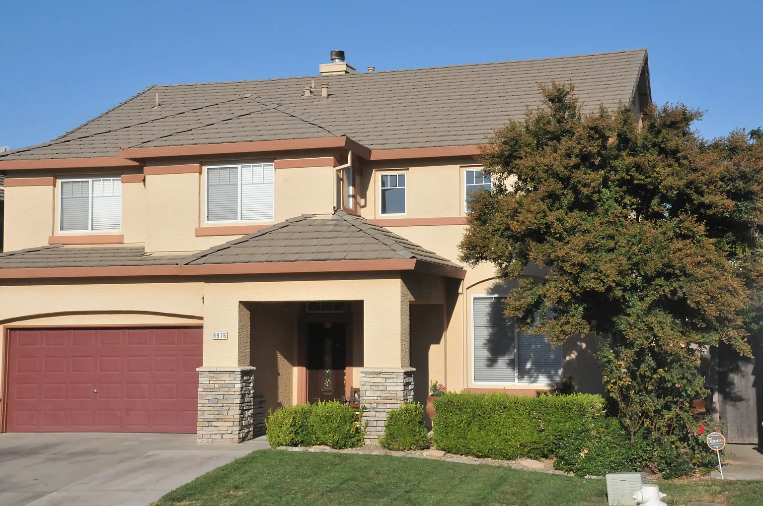 8976 Shasta Lily Dr photo 1