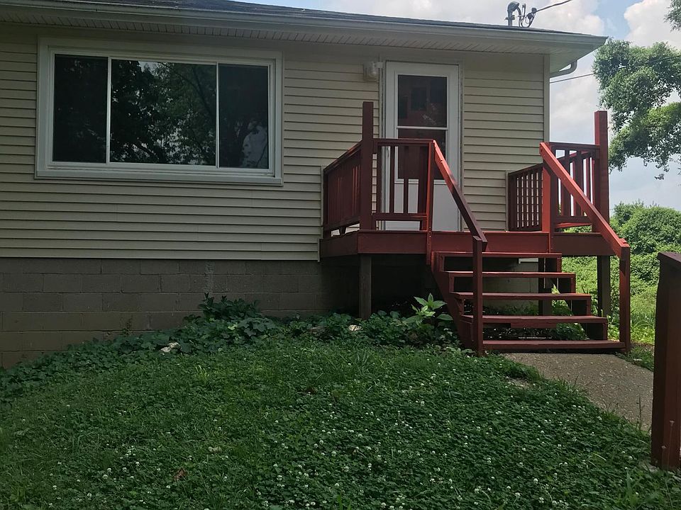 1st image of 2910 Rose Acres Dr