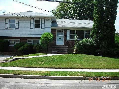 2nd image of 5 Locust St