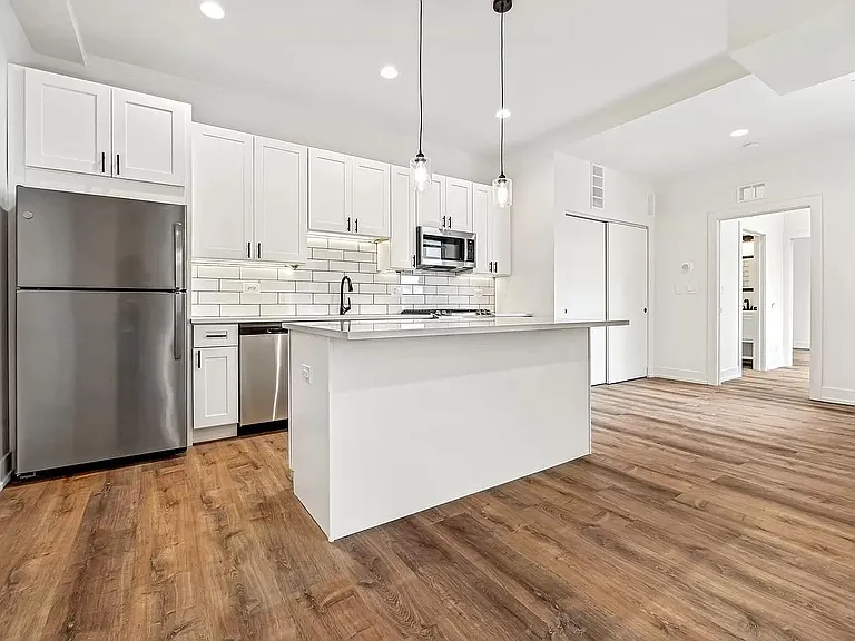 2219 N Hamilton Ave #4 — Photo 10