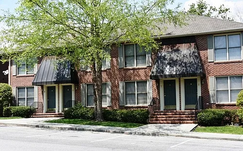 17 Cross Creek Pl Photo 1