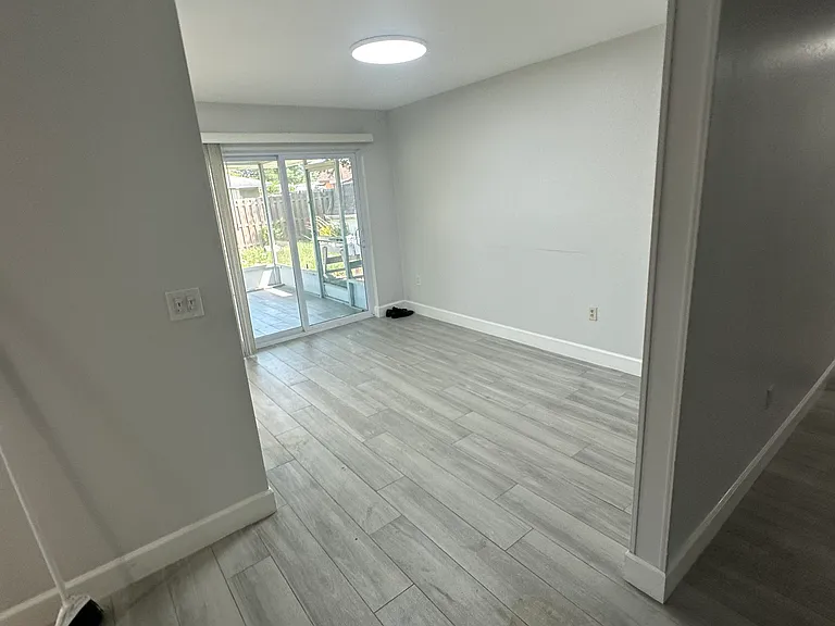 4534 Cronin Dr — Photo 6