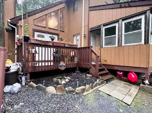 1450 Deer Run, Bushkill, PA 18324