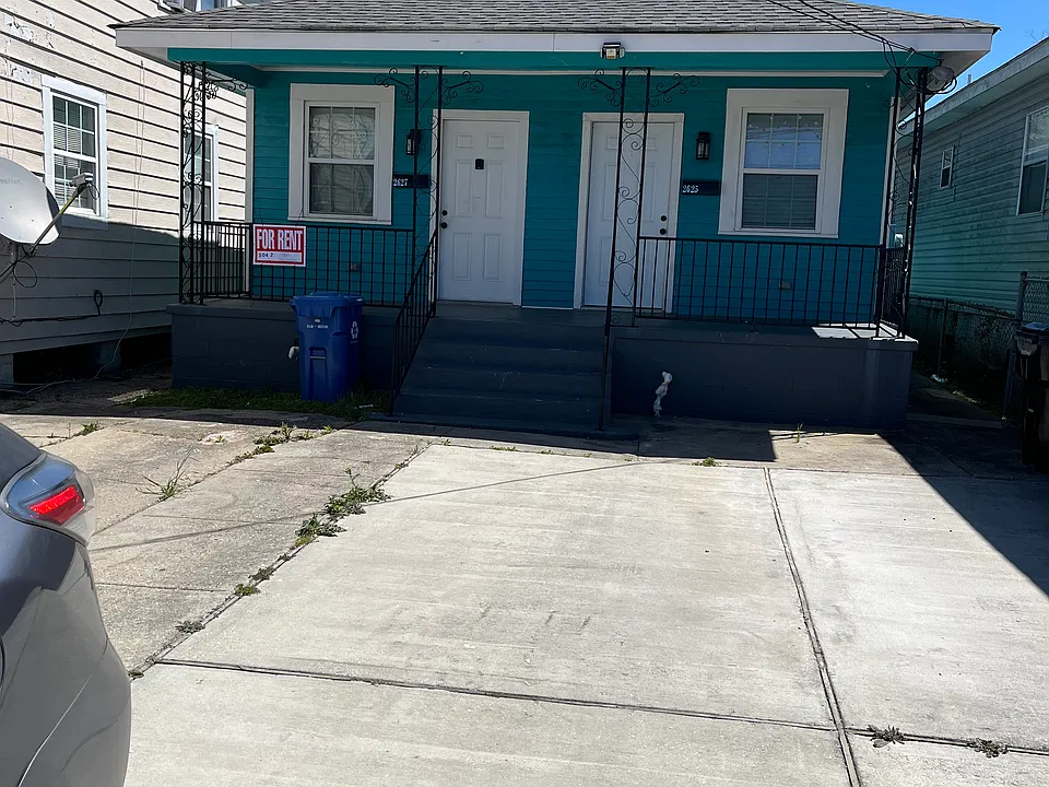 2627 Louisa St #2627