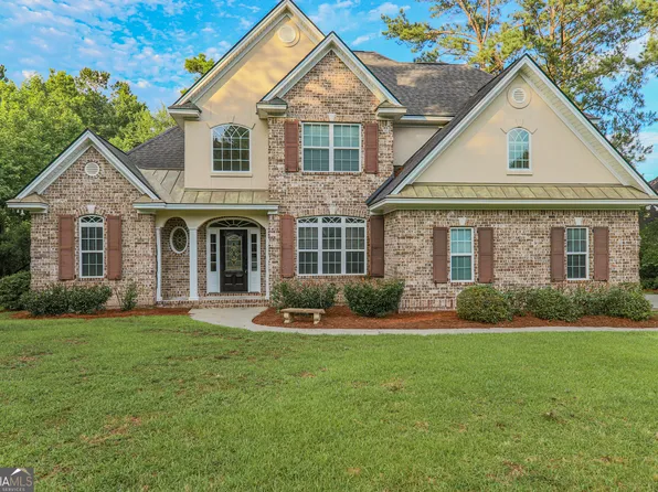 376 McGregor Cir, Richmond Hill, GA 31324
