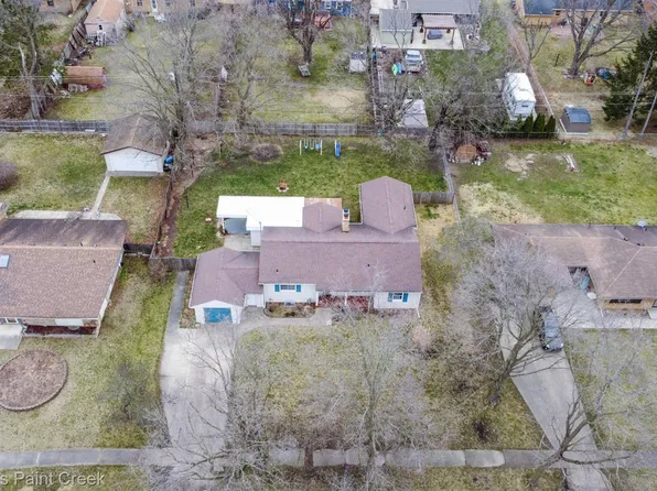 217 Hoover Ave, Benton Harbor, MI 49022