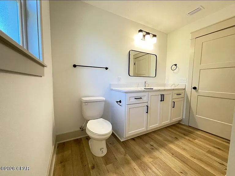 4640 Delwood Park Blvd — Photo 23