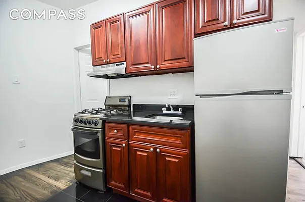 Rented by Compass | media 16