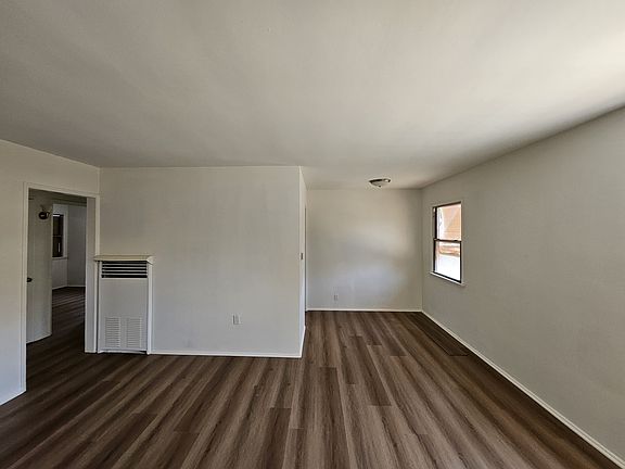 5th image of 609 N Rosemary Ln #609