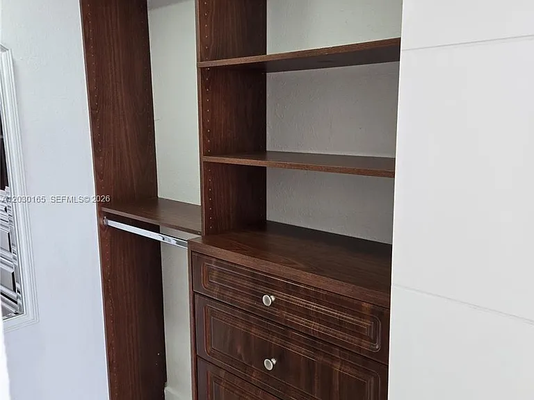 2903 N Miami Beach Blvd #804 — Photo 6