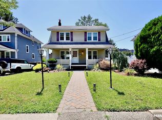 233 Hamilton Pl, Hackensack, NJ 07601