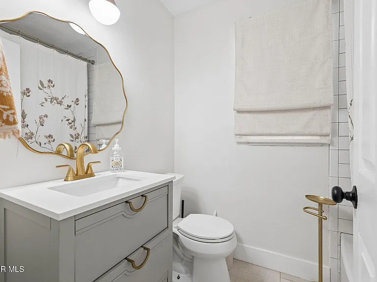 2301 Mono St — Photo 17