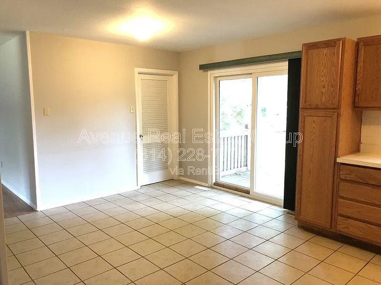 302 Brightsand Ct — Photo 4