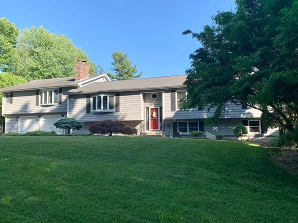 28-28 Woodside Dr #R, Grafton, MA 01519