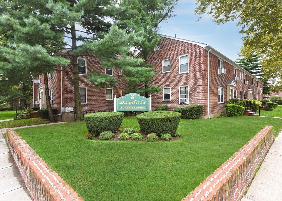 1st image of 35-06 Clearview St #344