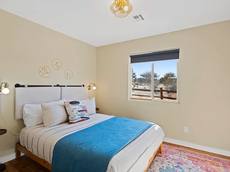 Desert Air Rd — Photo 10