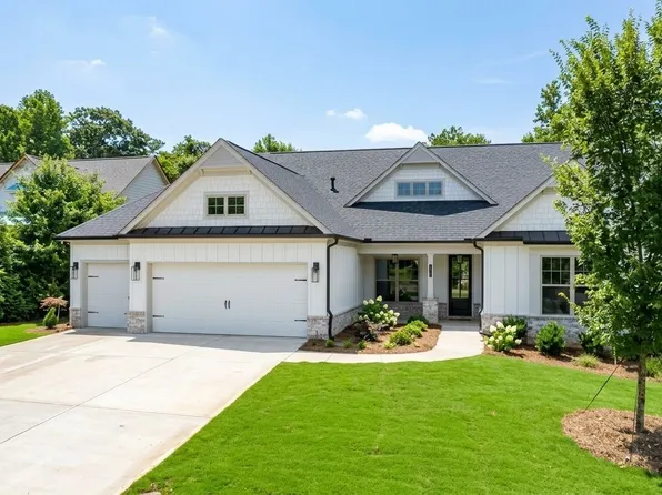 615 Highgrove Cir, Canton, GA 30115