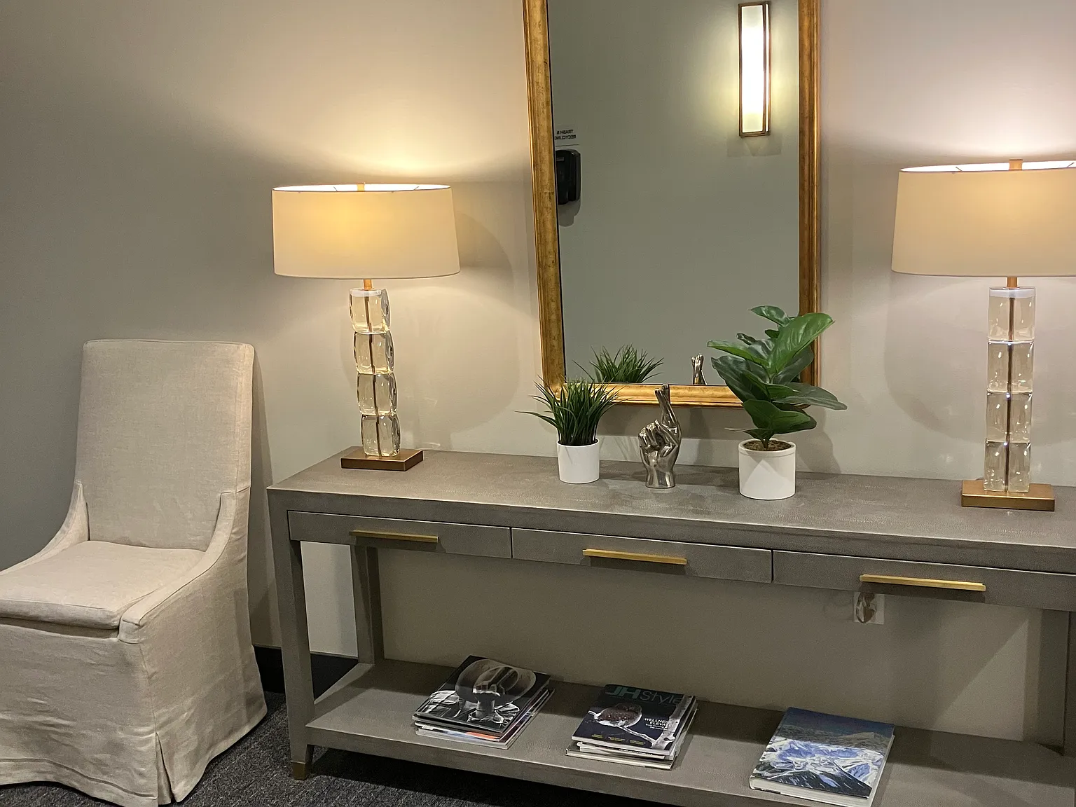 Studio, 960 sqft, $2,015 — Photo 1