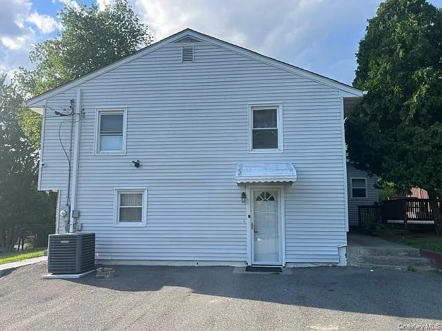 5 Verplanck Ave — Photo 17