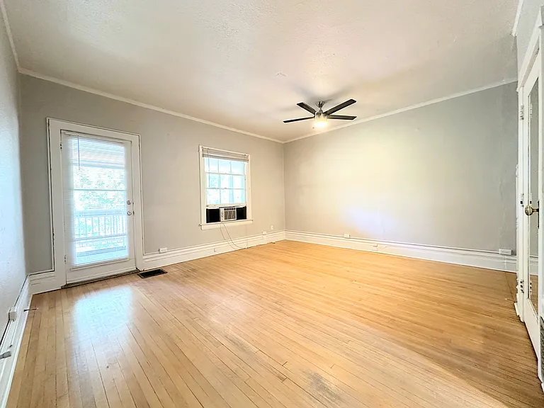1222 N Pearl St #G — Photo 6
