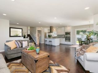 737 Ocean Crest Rd, Cardiff, CA 92007