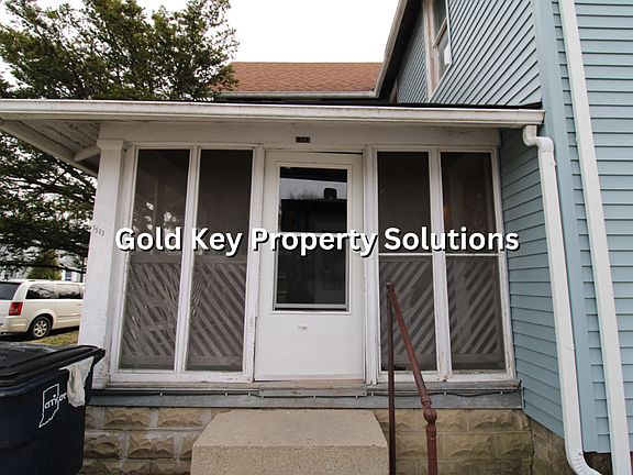 4th image of 1503 S F St #2C1045390