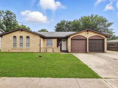 725 Meadowview Dr, Crowley, TX, 76036