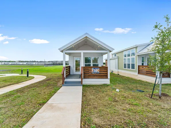5815 Strathern Dr, Austin, TX 78724