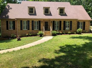 502 Barrington Rd, Signal Mountain, TN 37377